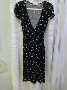 Hollister Black Floral Midi Wrap Dress